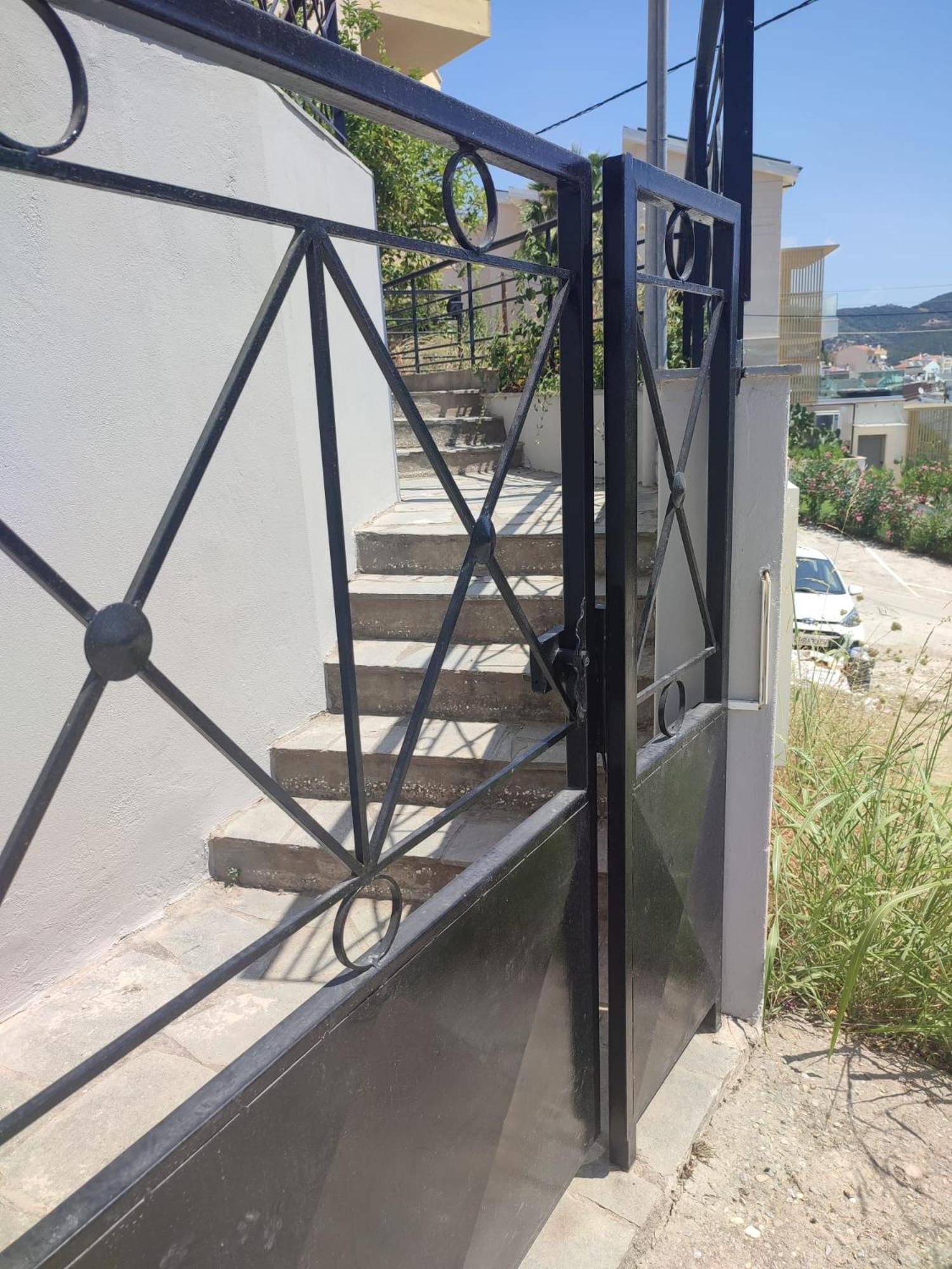 Ellis-Suites Nea Peramos Kavala Eksteriør billede